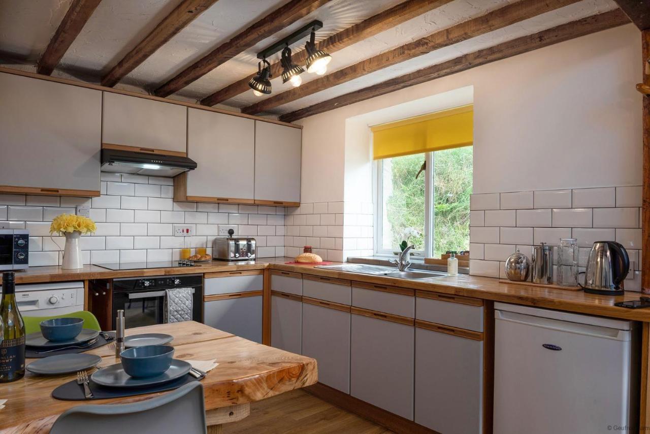 The Barn At Geufron Farm - Dog Friendly - Nr Tywyn Βίλα Bryn-crug Εξωτερικό φωτογραφία